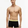 7-pakning med flerfargede trunks