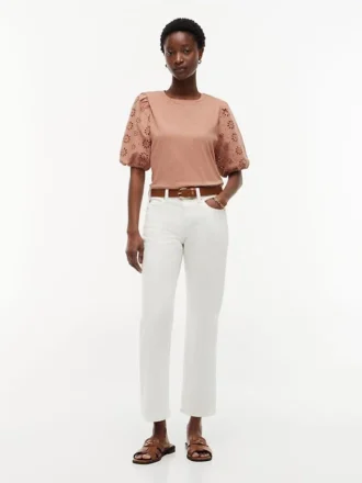 Broderte eyelets-top i blandet materiale