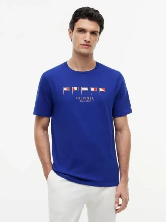 Broderte nautiske flagg-T-skjorte
