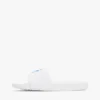 Broderte Pool-sandaler med skriftmonogram