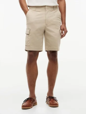 Cargo-shorts i stretch-twill med avslappet passform
