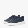 Court-sneaker i kornet skinn Court-sneaker i kornet skinn