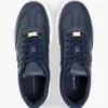 Court-sneaker i kornet skinn Court-sneaker i kornet skinn