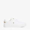 Court-sneaker i skinn med metalliske detaljer