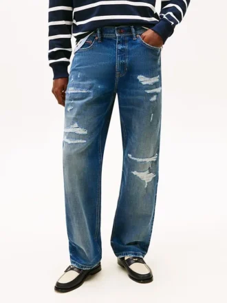 Distressed Loose Fit Jeans