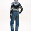 Distressed Loose Fit Jeans