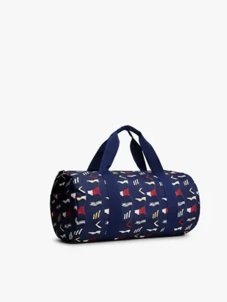Duffelbag med seilflagg over hele