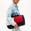 Dufflebag for barn med fargerikt flagglogo
