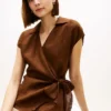 Ermeløs lin-wrap-top