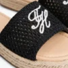 Espadrille-sandaler med brodert monogram