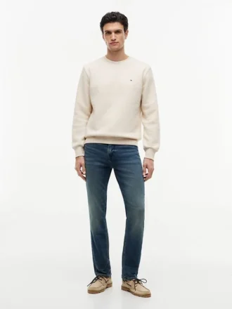 Essential Crewneck Sweatshirt