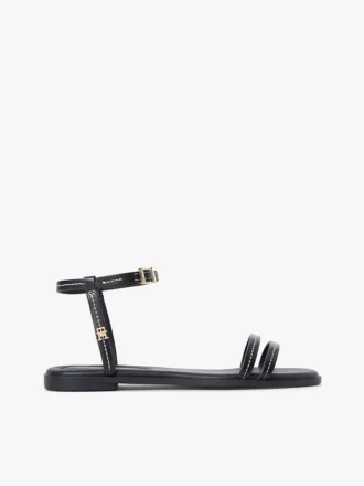 Flat skinnsandale