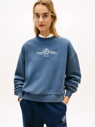 Genser med brodert klubblogo