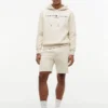 Hettegenser med brodert Tommy-logo
