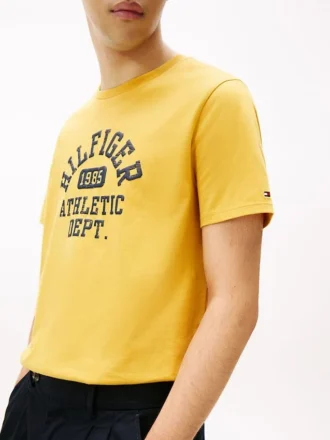 Hilfiger 1985 Athletic Logo T-skjorte Hilfiger 1985 Athletic Logo T-skjorte