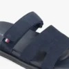 Justerbar sandal i semsket skinn