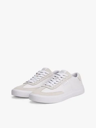 Kontrastfarget suedesneaker