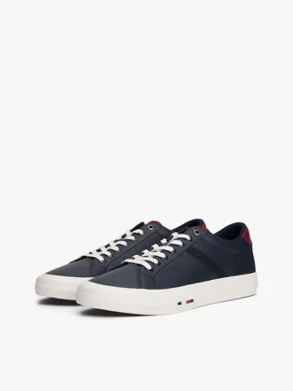 Lave sneakers i skinn