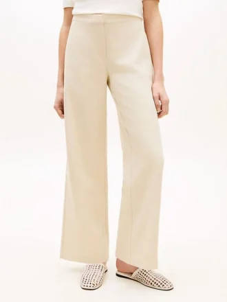 Lett twill-buks med rette ben