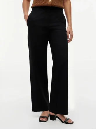 Lett twill-buks med rette ben