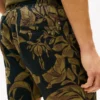 Linen shorts med tropisk mønster