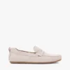 Loafer med pigger i semsket skinn