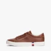 Metallisk logo, pebbled court-sneaker