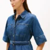 Midi-kjole i denim med belte
