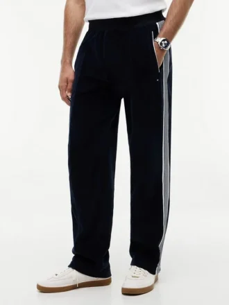 Monogram Crest velour-bukser