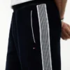 Monogram Crest velour-bukser