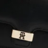 Monogram-lås Pebbled Flap Clutch
