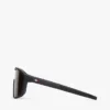 Oversized solbriller med maskeformet ramme