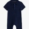 Polo-shortall i kabelstrikk for babyer