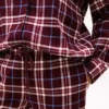 Pyjamasett med flanellskjorte og bukser