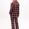 Pyjamasett med flanellskjorte og bukser