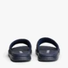 Sandaler med flagglogo