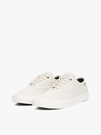 Sneakers i kanvas med preget logo