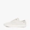 Sneakers i kanvas med preget logo