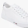 Sneakers i vulkanisert skinn
