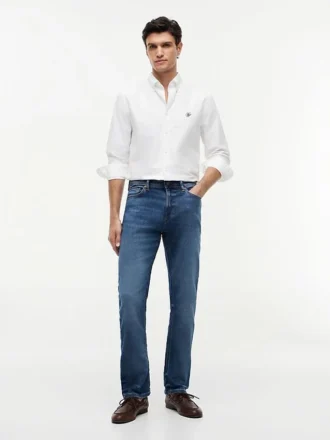Stretch Straight Jeans