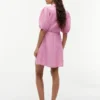 Stripet mini-wrap-kjole i lin