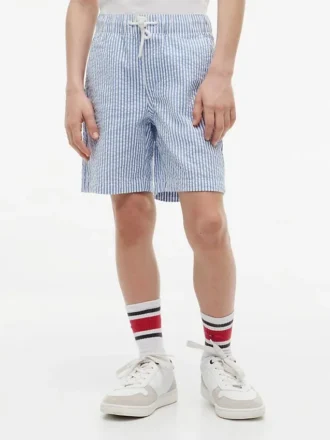 Stripet seersuckershorts for barn