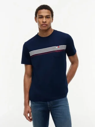 T-skjorte med stripe på brystet