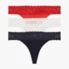 Tanga med blonder, 3-pakning