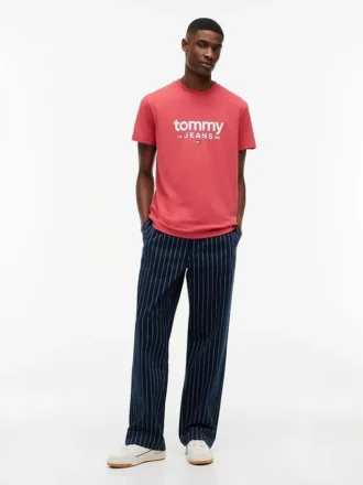 Tommy Jeans Logo Slim Fit T-skjorte