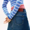Tommy Jeans miniskjørt i denim med høy midje Tommy Jeans miniskjørt i denim med høy midje