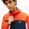 Tommy Jeans Ripstop-jakke med hette