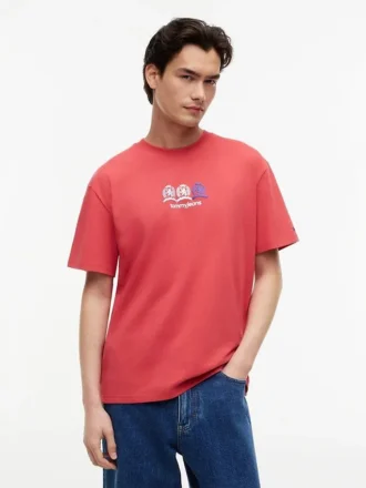 Tommy Jeans T-skjorte med flere logoer