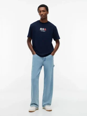 Tommy Jeans T-skjorte med flere logoer