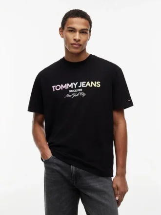 Tommy Jeans T-skjorte med gradientlogo